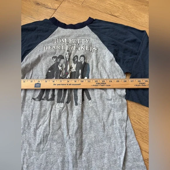 Vintage 1981 Tom Petty and the heart breakers Hard Promises tour shirt medium